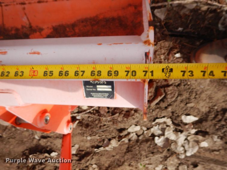 image for item DR0408 Kubota LA1065  loader