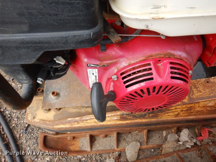 image for item DR0409 (3) Wacker DU5015H vibratory plate compactors