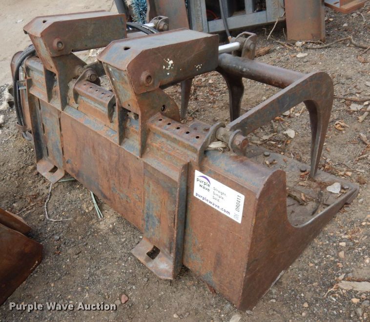 image for item DR0411 (2) Skid steer buckets