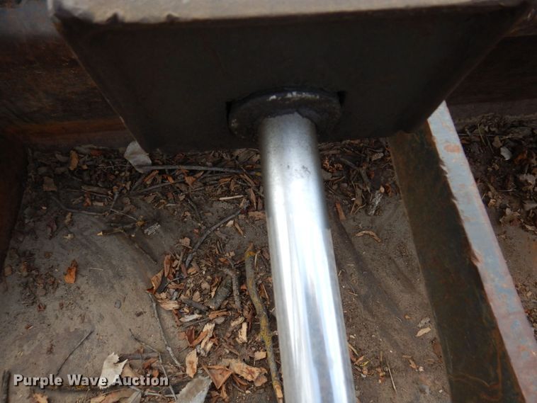 image for item DR0411 (2) Skid steer buckets