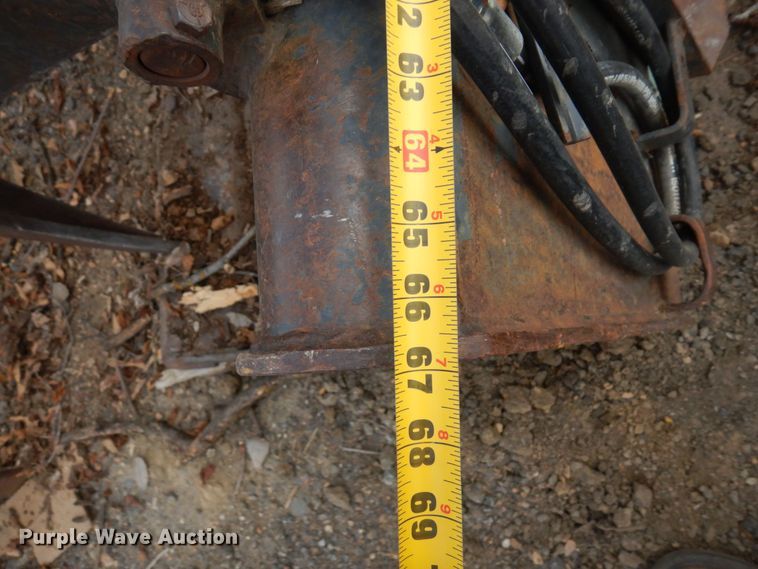 image for item DR0411 (2) Skid steer buckets