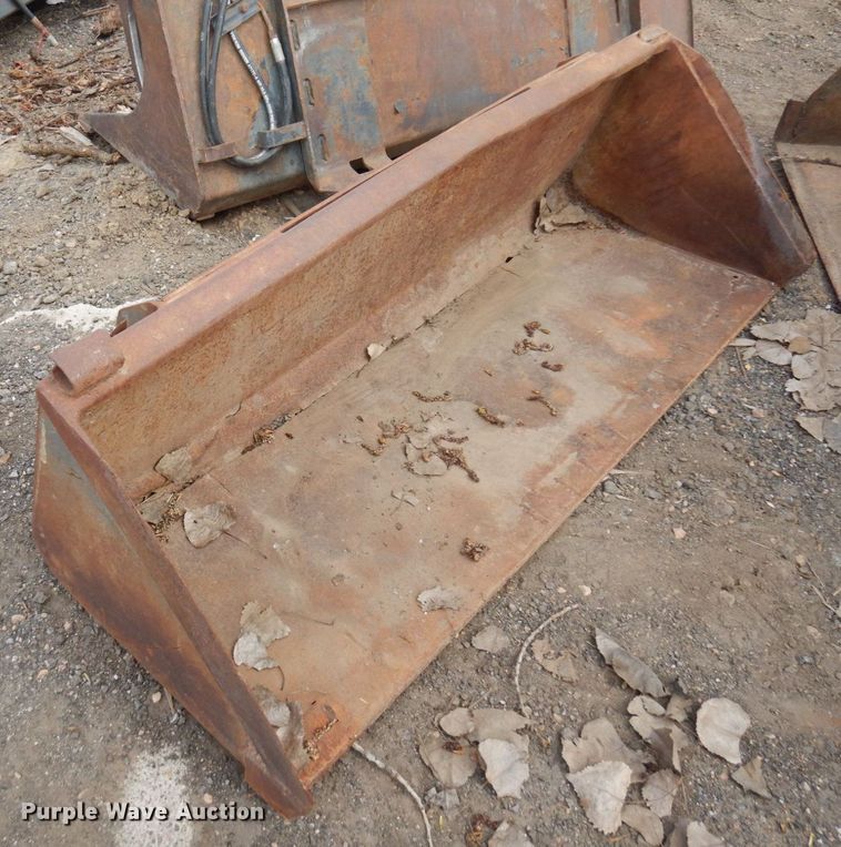 image for item DR0411 (2) Skid steer buckets
