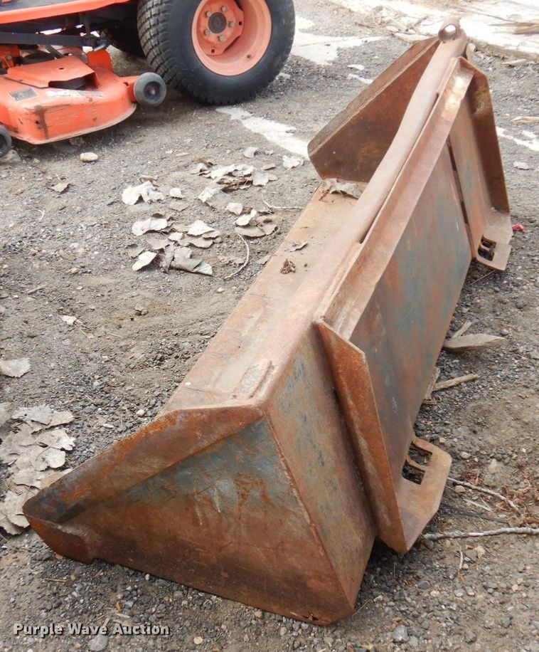 image for item DR0411 (2) Skid steer buckets