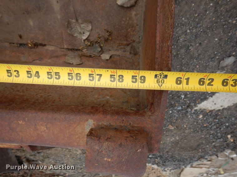 image for item DR0411 (2) Skid steer buckets