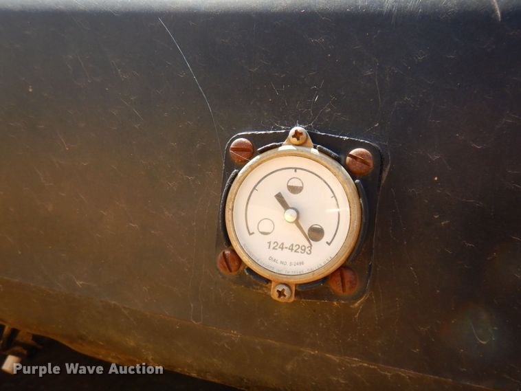 image for item DR0419 1998 Caterpillar CB434C  double drum roller