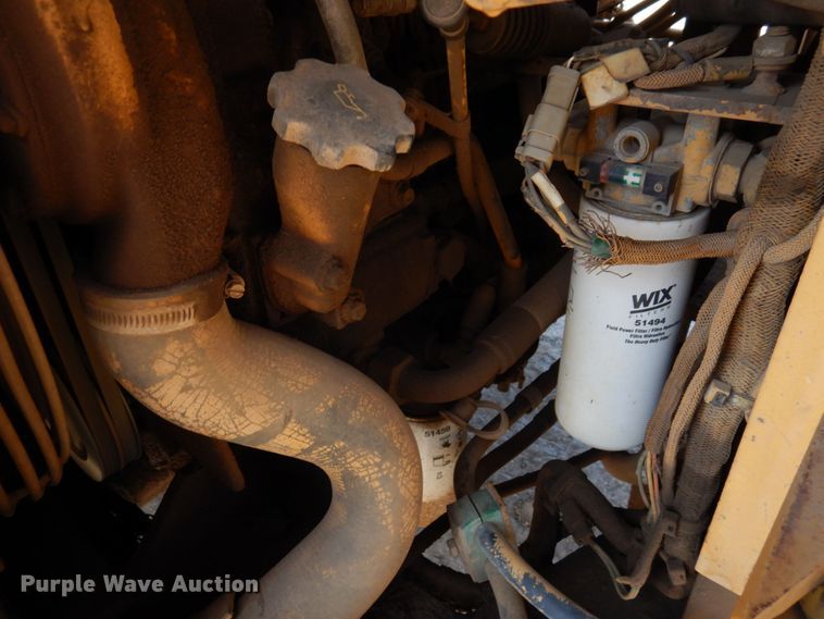 image for item DR0419 1998 Caterpillar CB434C  double drum roller