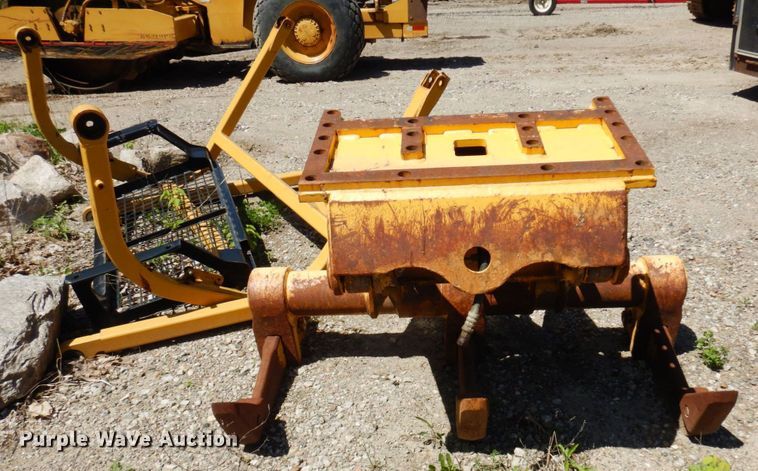 image for item DR0427 Komatsu 51PX  ripper