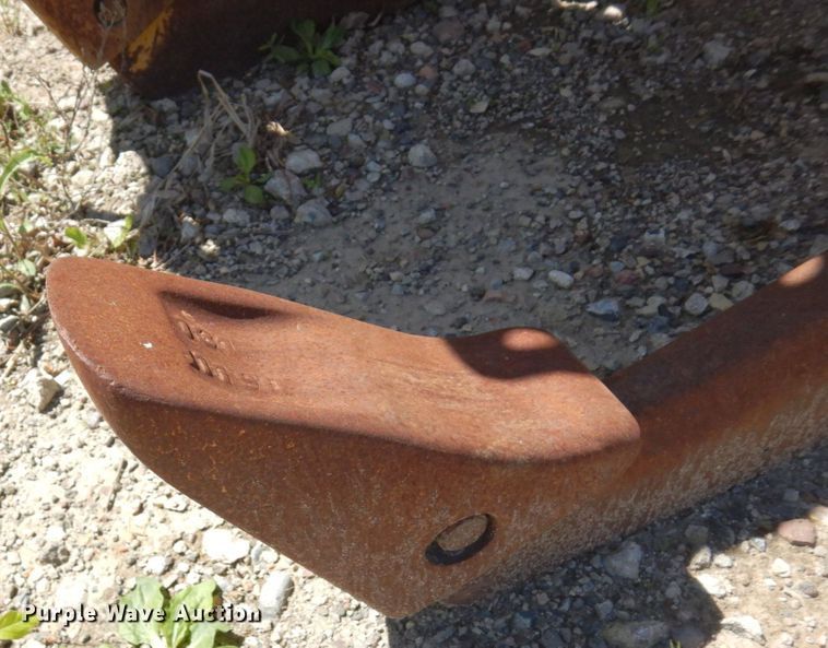 image for item DR0427 Komatsu 51PX  ripper