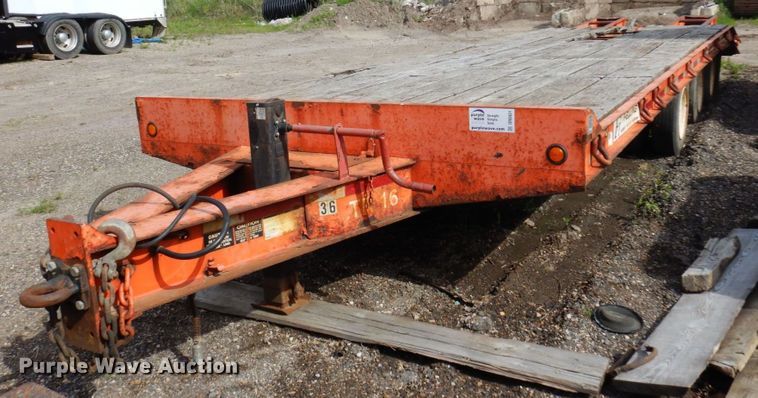 image for item DR0431 2006 Felling FT-50-3  equipment trailer