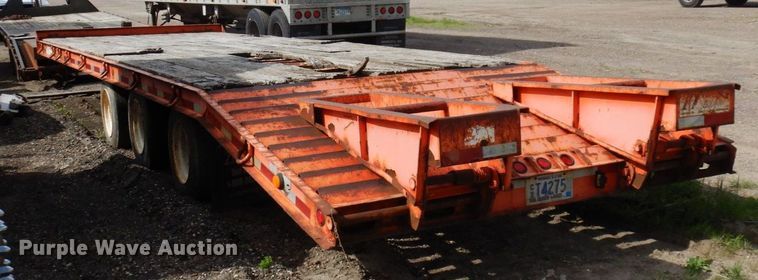 image for item DR0431 2006 Felling FT-50-3  equipment trailer