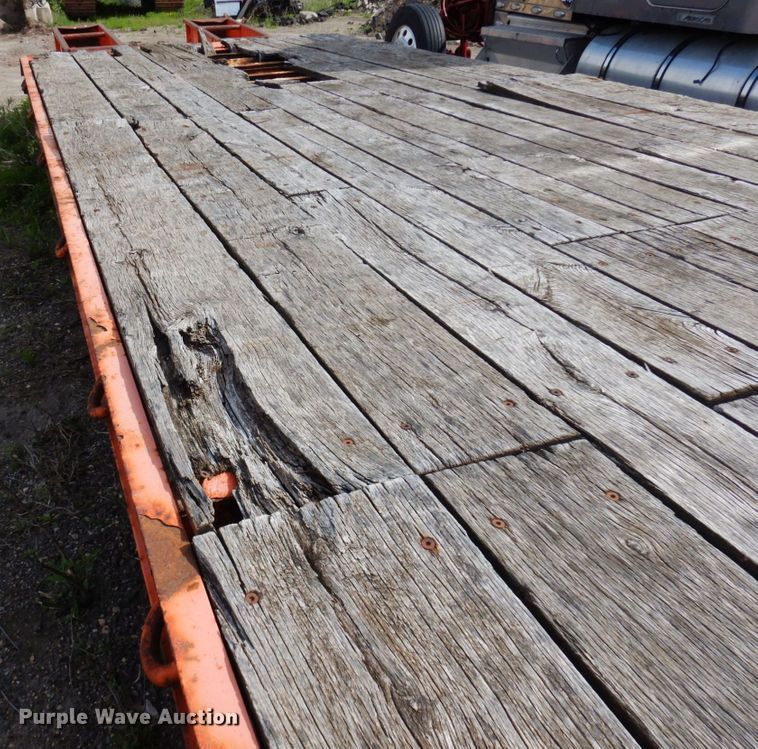 image for item DR0431 2006 Felling FT-50-3  equipment trailer