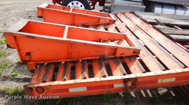 image for item DR0431 2006 Felling FT-50-3  equipment trailer