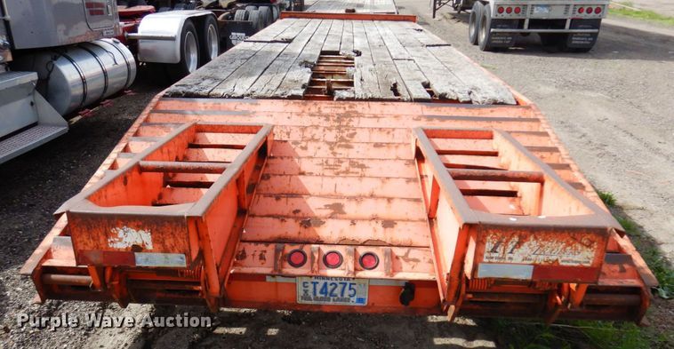 image for item DR0431 2006 Felling FT-50-3  equipment trailer