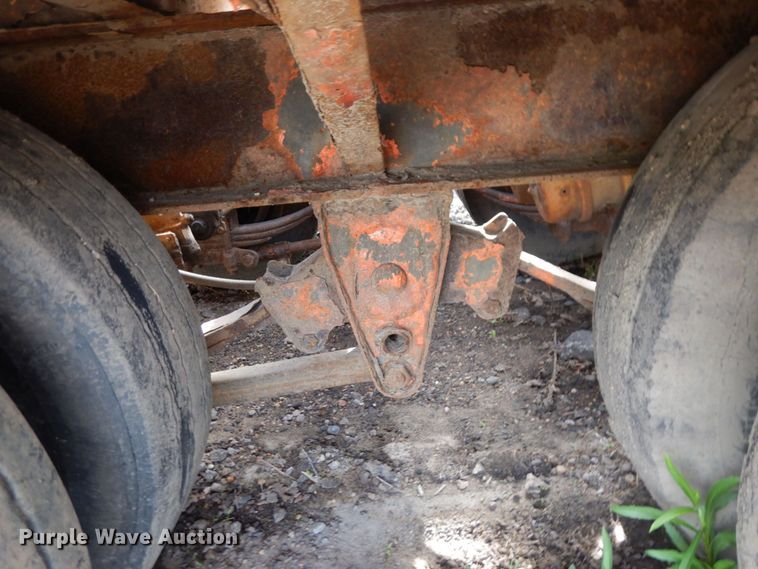 image for item DR0431 2006 Felling FT-50-3  equipment trailer