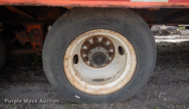 image for item DR0431 2006 Felling FT-50-3  equipment trailer