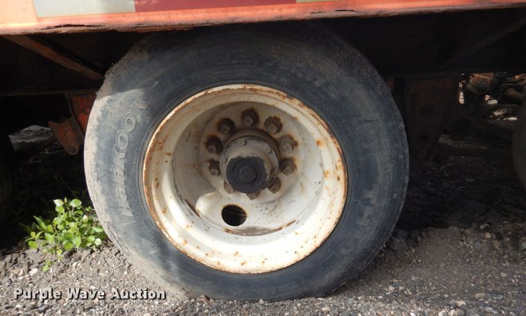 image for item DR0431 2006 Felling FT-50-3  equipment trailer