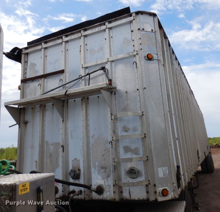 image for item DR0433 1986 Imco  walking floor trailer