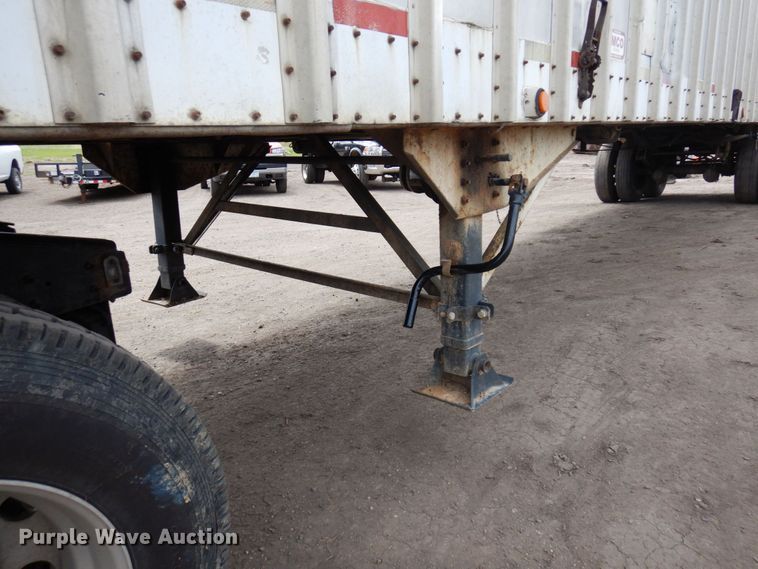 image for item DR0433 1986 Imco  walking floor trailer
