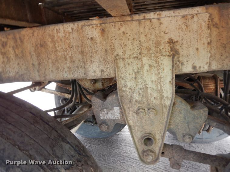 image for item DR0433 1986 Imco  walking floor trailer