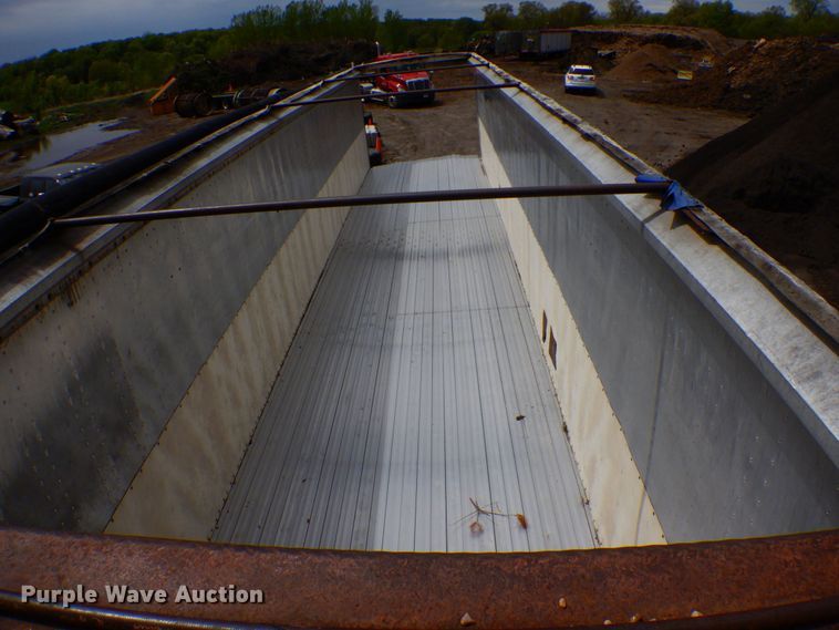 image for item DR0433 1986 Imco  walking floor trailer