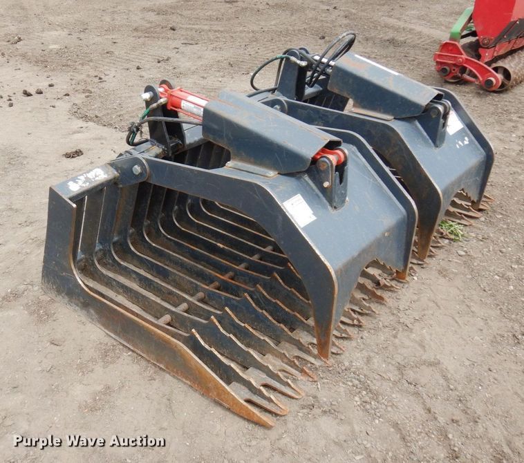 image for item DR0434 72" W skid steer rock grapple bucket