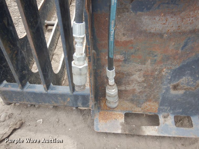 image for item DR0434 72" W skid steer rock grapple bucket