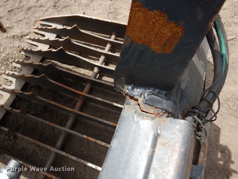 image for item DR0434 72" W skid steer rock grapple bucket