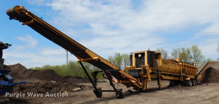 image for item DR0436 Wildcat 521  trommel screen