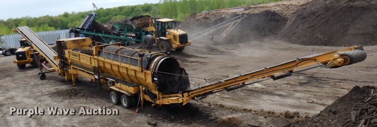 image for item DR0436 Wildcat 521  trommel screen