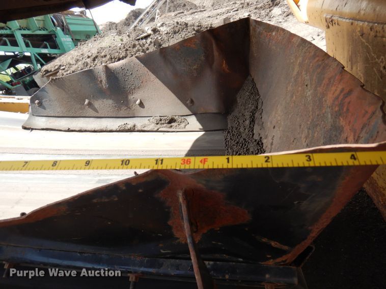 image for item DR0436 Wildcat 521  trommel screen