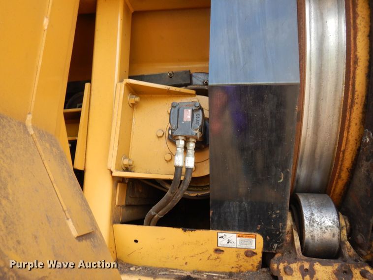 image for item DR0436 Wildcat 521  trommel screen