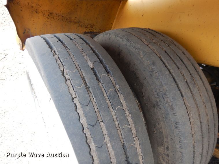 image for item DR0436 Wildcat 521  trommel screen