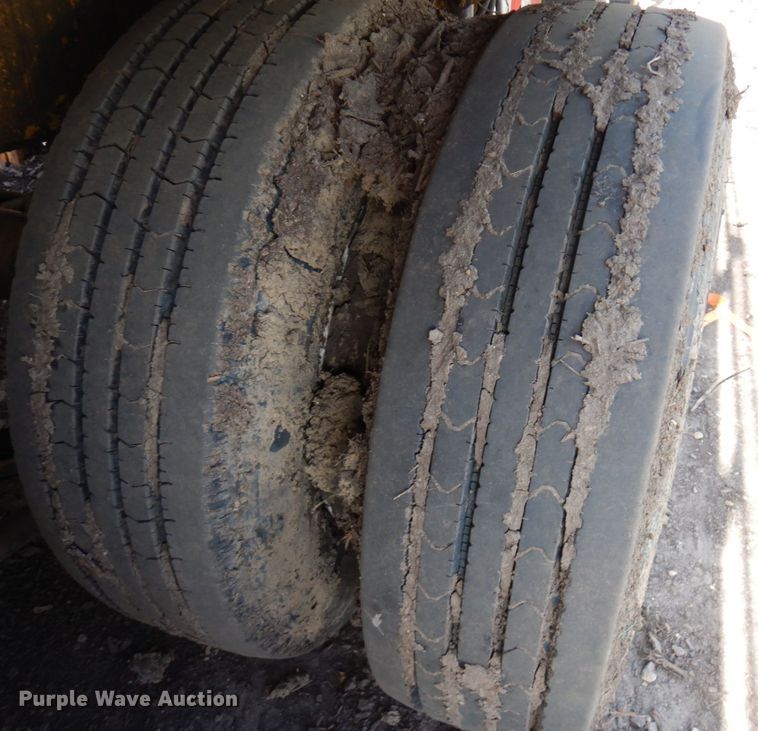 image for item DR0436 Wildcat 521  trommel screen