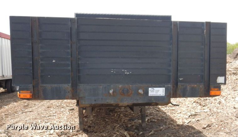 image for item DR0437 2004 Transcraft DTL-2100  drop deck equipment trailer