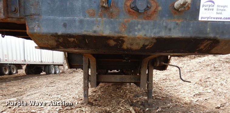 image for item DR0437 2004 Transcraft DTL-2100  drop deck equipment trailer