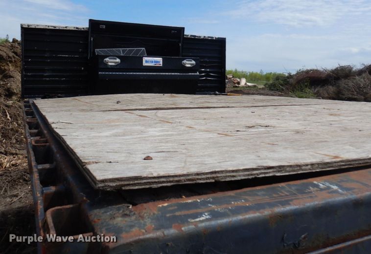 image for item DR0437 2004 Transcraft DTL-2100  drop deck equipment trailer