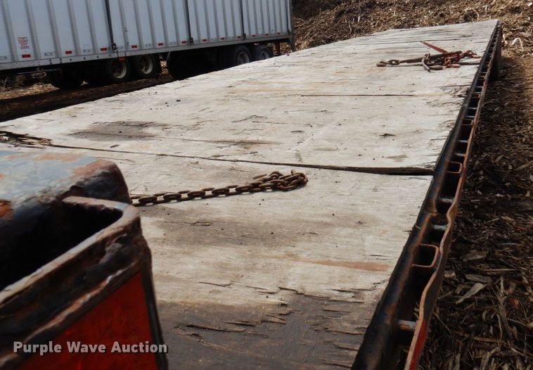 image for item DR0437 2004 Transcraft DTL-2100  drop deck equipment trailer