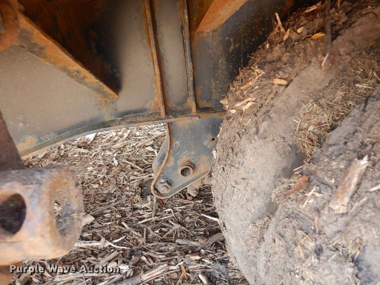 image for item DR0437 2004 Transcraft DTL-2100  drop deck equipment trailer