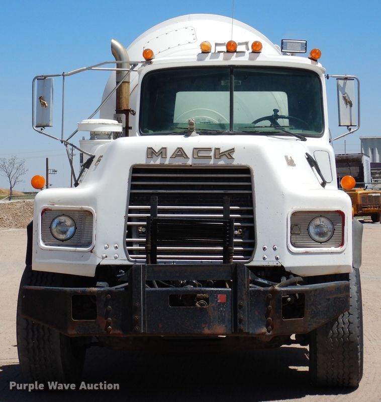 image for item DR1171 1993 Mack DM690S  ready mix truck