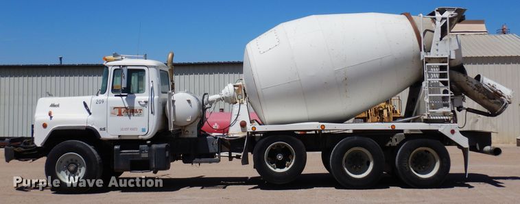 image for item DR1171 1993 Mack DM690S  ready mix truck