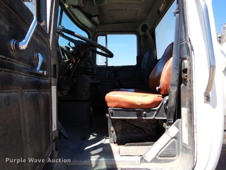 image for item DR1171 1993 Mack DM690S  ready mix truck