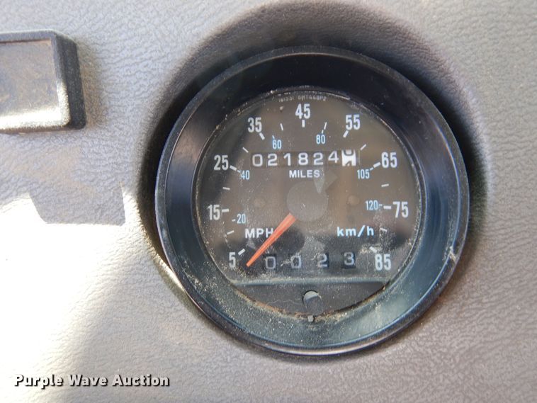 image for item DR1171 1993 Mack DM690S  ready mix truck