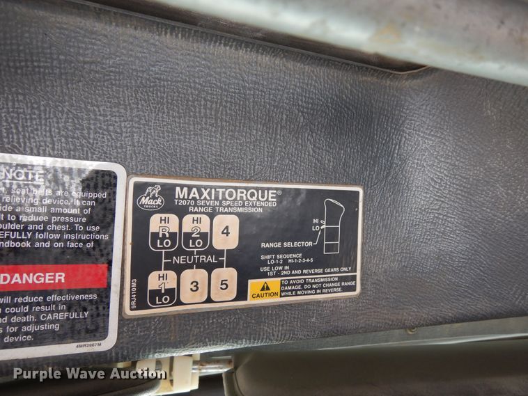 image for item DR1171 1993 Mack DM690S  ready mix truck