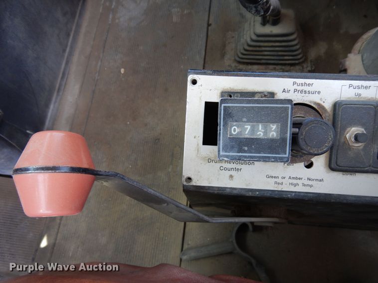 image for item DR1171 1993 Mack DM690S  ready mix truck