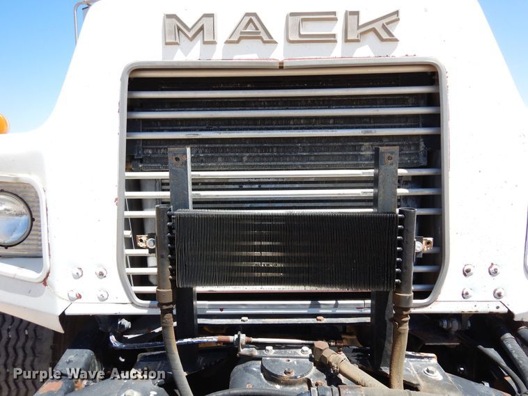 image for item DR1171 1993 Mack DM690S  ready mix truck