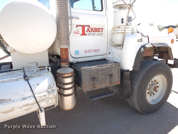 image for item DR1171 1993 Mack DM690S  ready mix truck