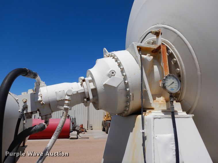 image for item DR1171 1993 Mack DM690S  ready mix truck