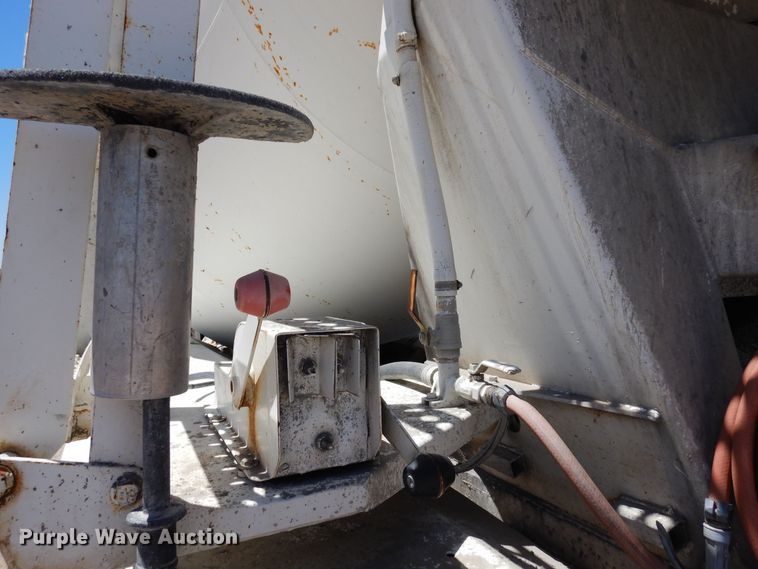 image for item DR1171 1993 Mack DM690S  ready mix truck