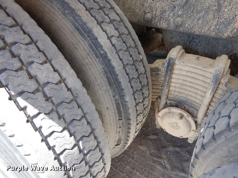 image for item DR1171 1993 Mack DM690S  ready mix truck