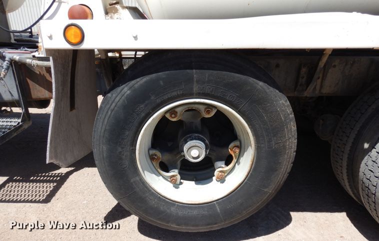 image for item DR1171 1993 Mack DM690S  ready mix truck